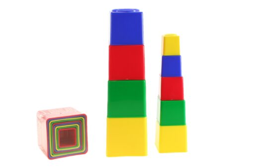 Pyramida kubus hranatá
